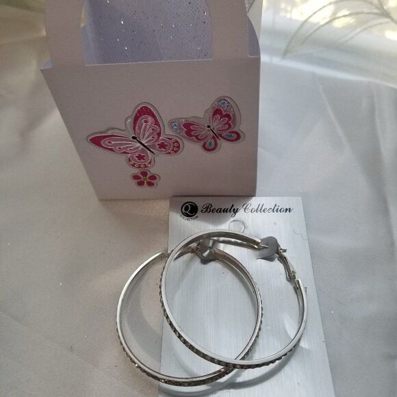 Beauty Collection Silver Tone Hoop Earrings - Picture 2 of 2